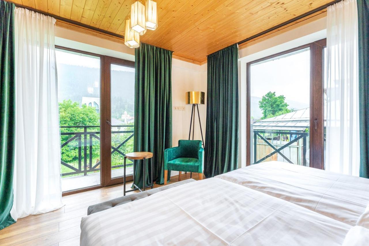 Hotel Chatini เมสเตีย ภายนอก รูปภาพ